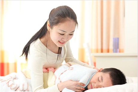 寶寶總鬧情緒，爸爸媽媽該怎么安撫？